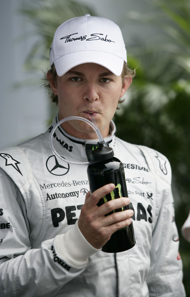 http://img66.xooimage.com/files/5/a/7/rosberg-wants-to-...-29356_1-30865d4.jpg